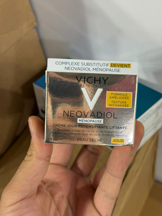 لیفتینگ پوست صورت و گردن