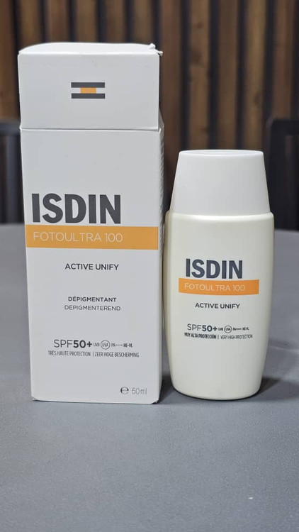 دارای رنگدانه و غیر کومدون زا